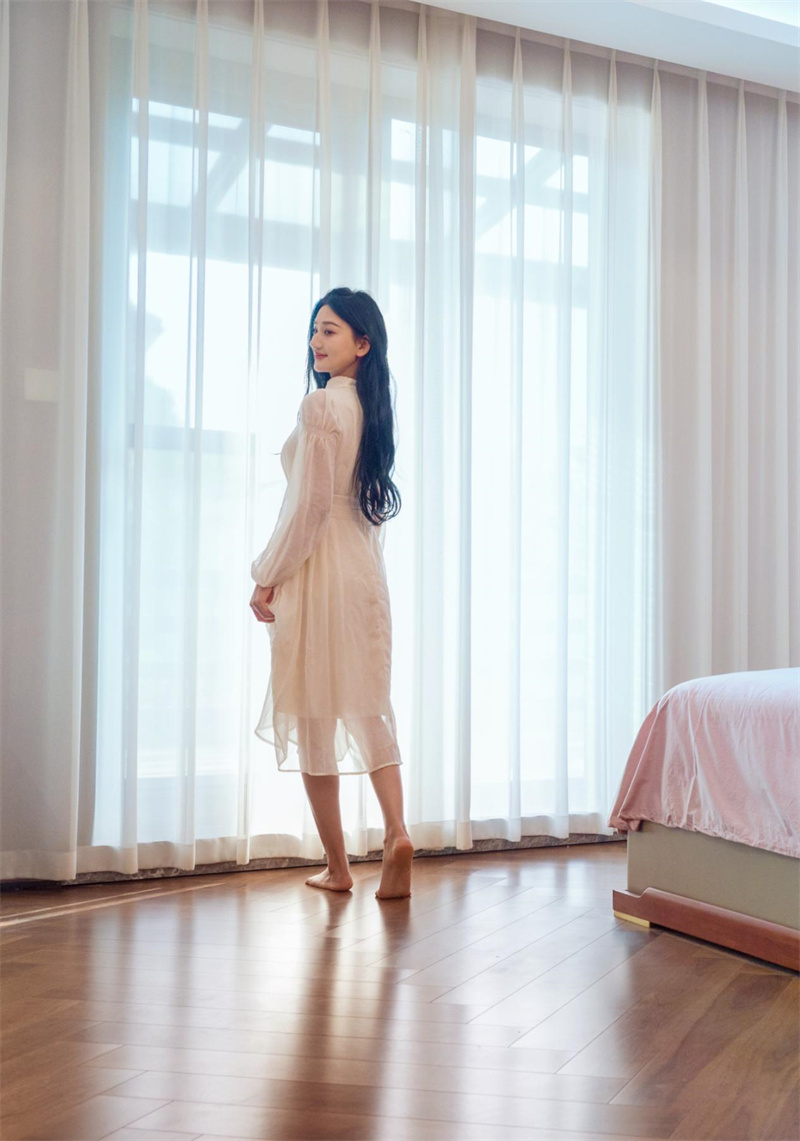 電影感Plog|優(yōu)雅克制的高級感·意式風(fēng)別墅 image9 電影感Plog|優(yōu)雅克制的高級感·意式風(fēng)別墅 image9