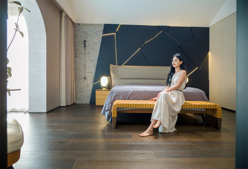 電影感Plog|優(yōu)雅克制的高級感·意式風(fēng)別墅 image2