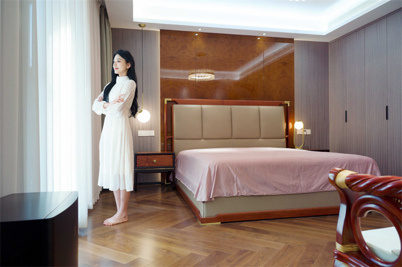 電影感Plog|優(yōu)雅克制的高級感·意式風(fēng)別墅 image11