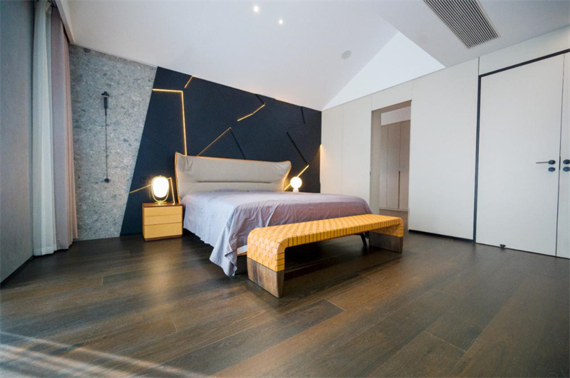 電影感Plog|優(yōu)雅克制的高級感·意式風(fēng)別墅 image3